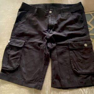 True Religion Cargo shorts black